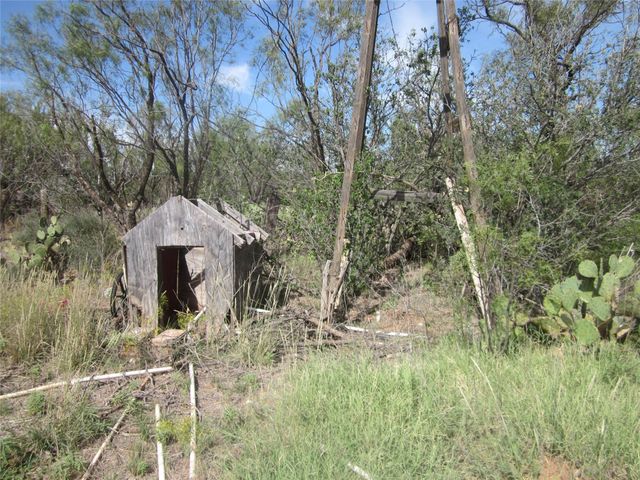 2002 CR 360, Merkel, TX 79536