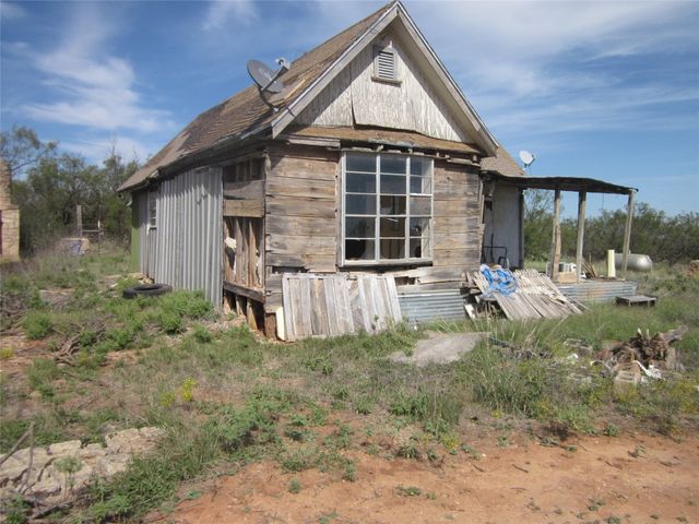 2002 CR 360, Merkel, TX 79536
