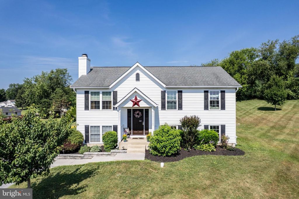 596 FOOTPATH CT, Westminster, MD 21158
