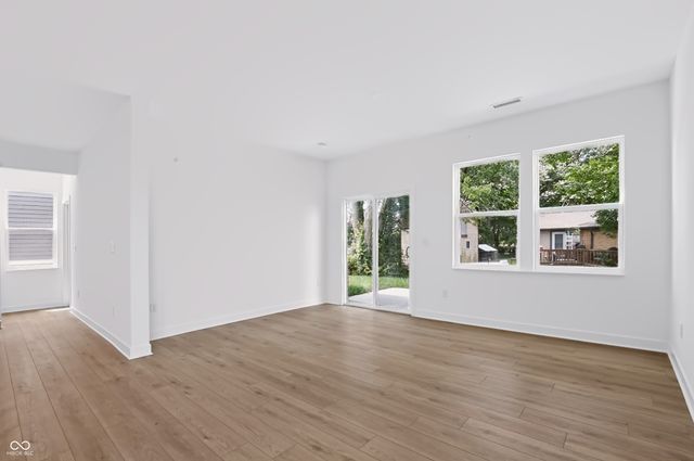 2708 Liam Place, Greenwood, IN 46143