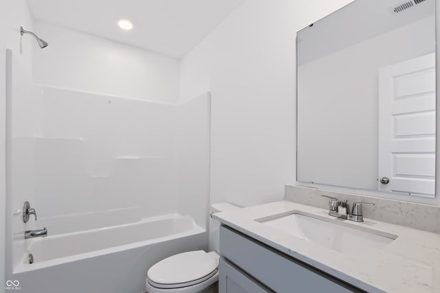 2708 Liam Place, Greenwood, IN 46143