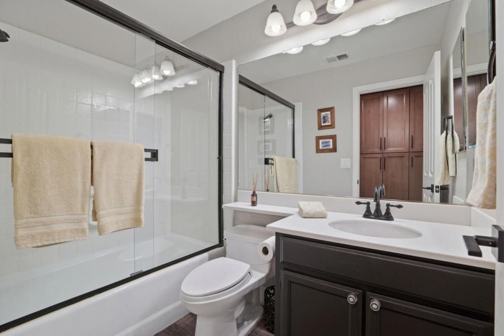 Image 27 of property listing at 7945 Caledonia Drive, San Jose, CA 95135