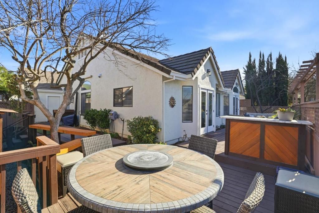 Image 31 of property listing at 7945 Caledonia Drive, San Jose, CA 95135