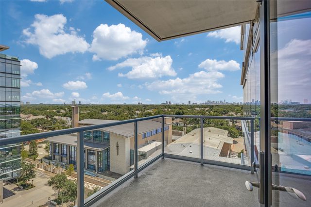 8119 Douglas Avenue 907, Dallas, TX 75225