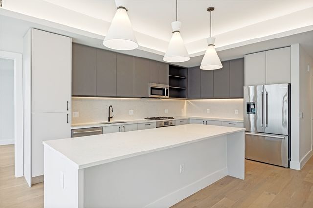8119 Douglas Avenue 907, Dallas, TX 75225