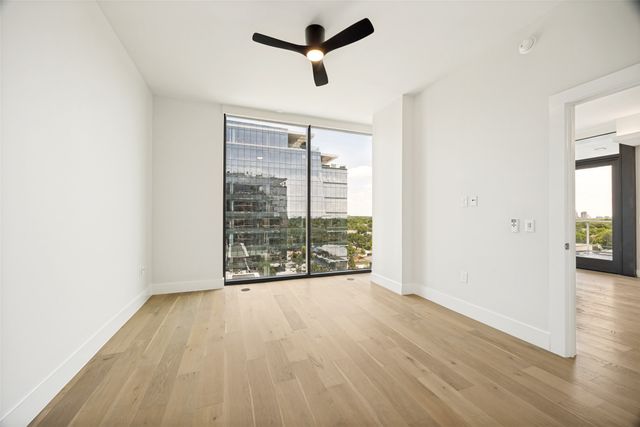 8119 Douglas Avenue 907, Dallas, TX 75225