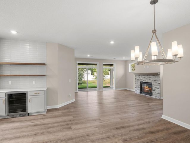 17717 Everest Avenue, Lakeville, MN 55044