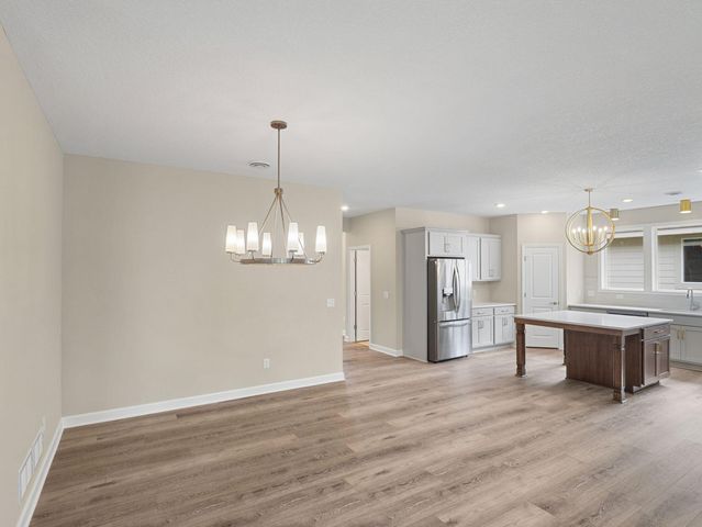 17717 Everest Avenue, Lakeville, MN 55044