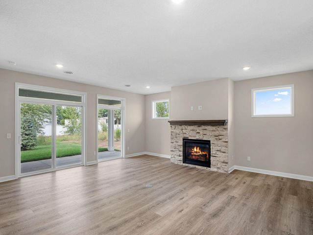17717 Everest Avenue, Lakeville, MN 55044