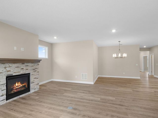 17717 Everest Avenue, Lakeville, MN 55044
