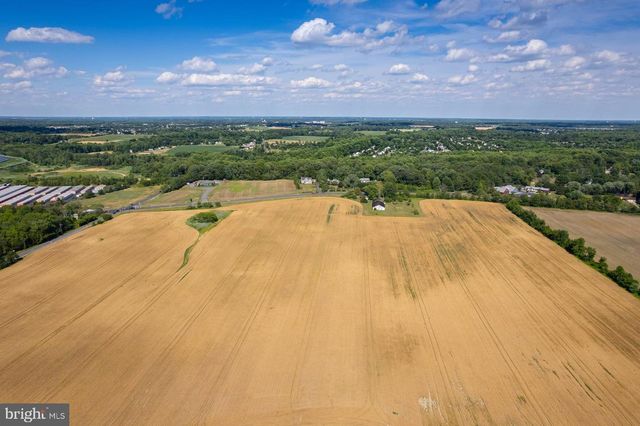 328 BRIDGETON PIKE, Mullica Hill, NJ 08062