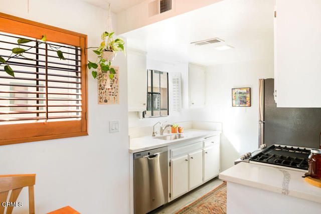 170 N Sierra Bonita Avenue 5, Pasadena, CA 91106