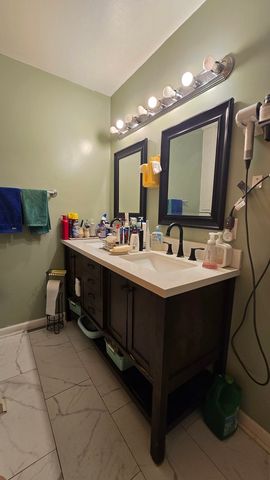 805 Leclaire Avenue, Wilmette, IL 60091