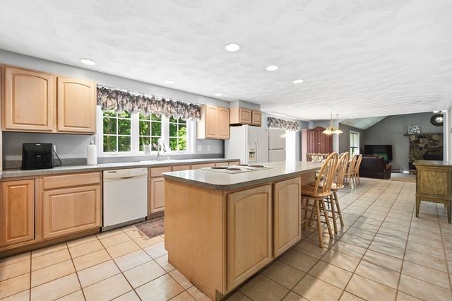 7 Fuller Lane, Boxford, MA 01921