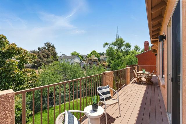 23022 Palazzo Del Kayla, Hayward, CA 94541