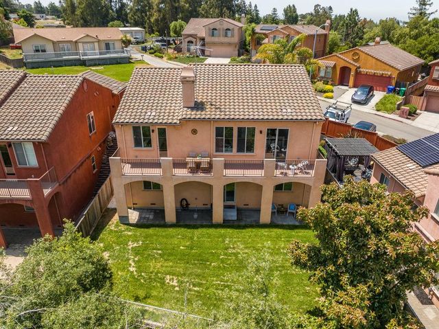 23022 Palazzo Del Kayla, Hayward, CA 94541