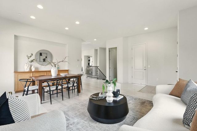 23022 Palazzo Del Kayla, Hayward, CA 94541