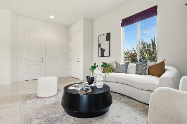 23022 Palazzo Del Kayla, Hayward, CA 94541