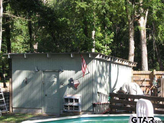 15210 County Rd 285 Old Omen Rd., Tyler, TX 75707
