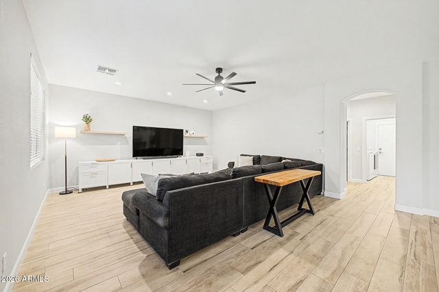 550 N WILSON Court, Chandler, AZ 85225