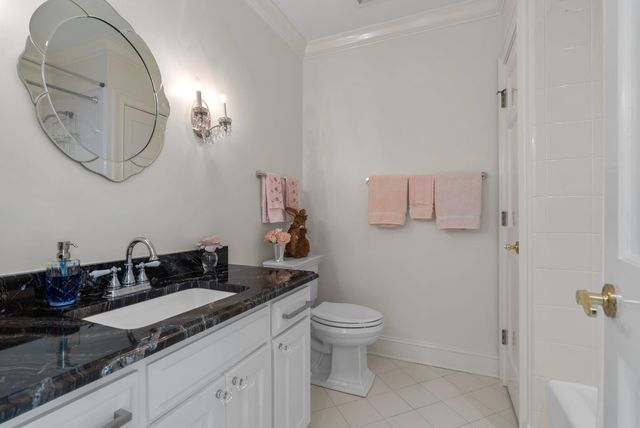 6 Twin Oaks Ct, Spartanburg, SC 29306