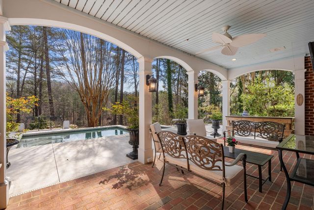 6 Twin Oaks Ct, Spartanburg, SC 29306