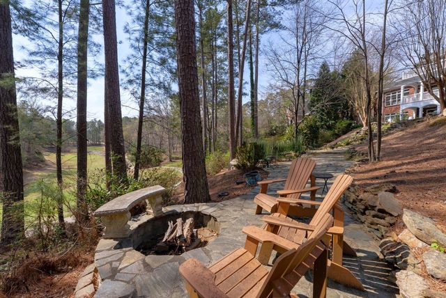 6 Twin Oaks Ct, Spartanburg, SC 29306