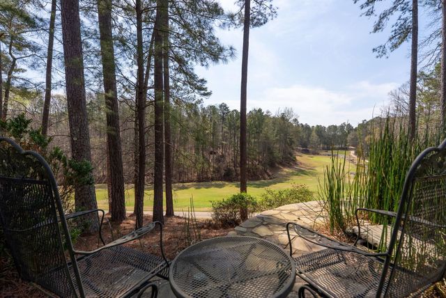 6 Twin Oaks Ct, Spartanburg, SC 29306