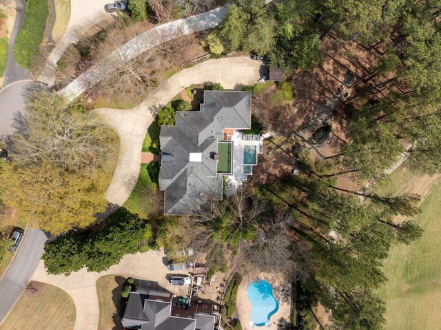 6 Twin Oaks Ct, Spartanburg, SC 29306
