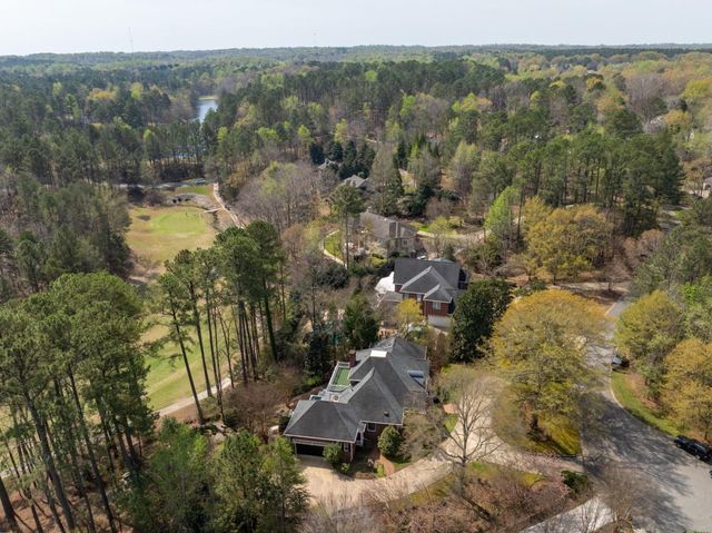 6 Twin Oaks Ct, Spartanburg, SC 29306