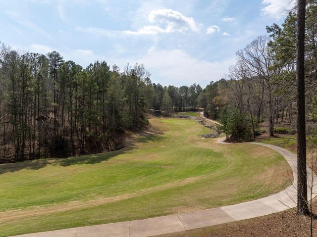6 Twin Oaks Ct, Spartanburg, SC 29306