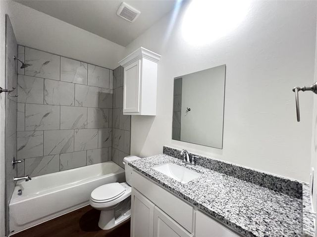 10622 SW 17th Terrace, Yukon, OK 73099