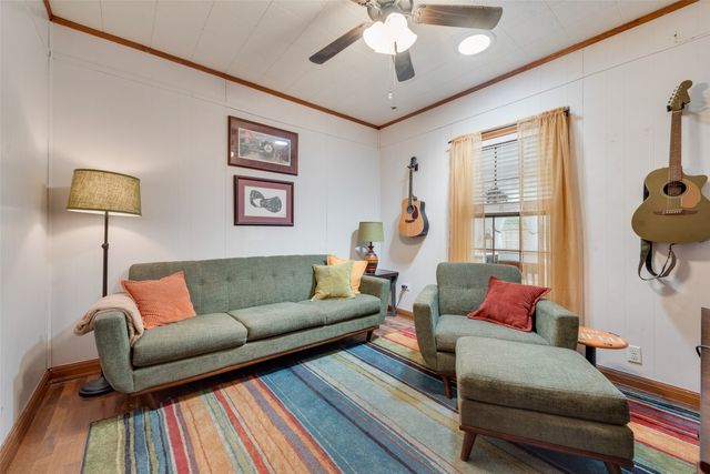 233 E High Street, Wills Point, TX 75169