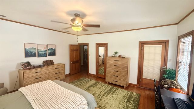 233 E High Street, Wills Point, TX 75169