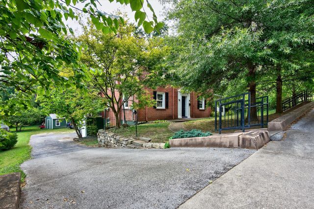 306 Prospect Street, Berea, KY 40403