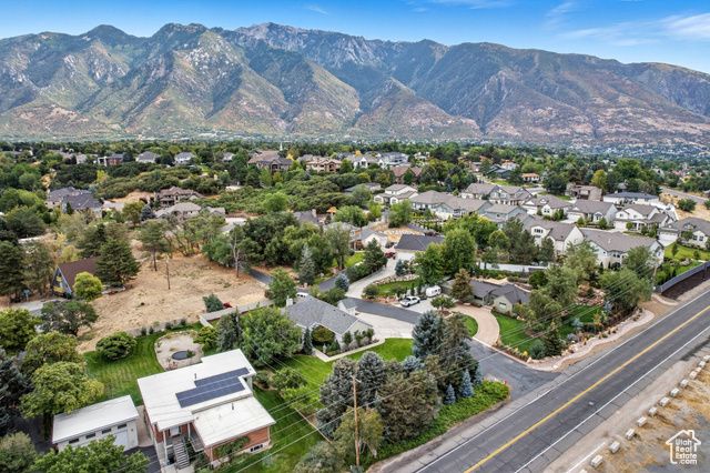 10763 S 2000 E, Sandy, UT 84092