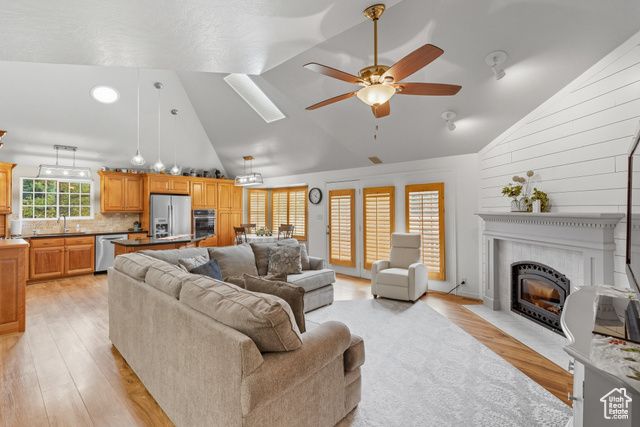 10763 S 2000 E, Sandy, UT 84092