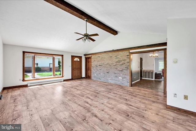 550 STRICKLERSTOWN RD, Newmanstown, PA 17073