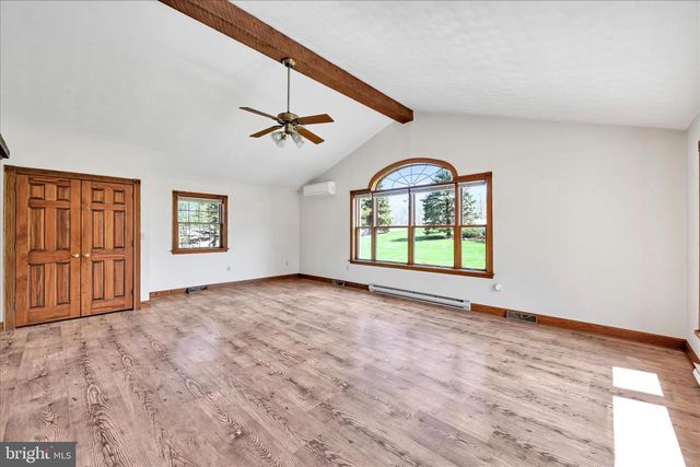 550 STRICKLERSTOWN RD, Newmanstown, PA 17073
