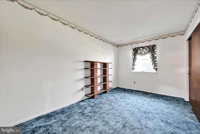 550 STRICKLERSTOWN RD, Newmanstown, PA 17073