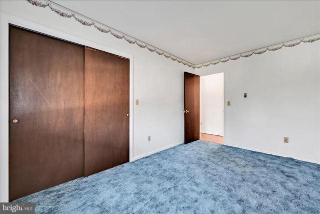 550 STRICKLERSTOWN RD, Newmanstown, PA 17073