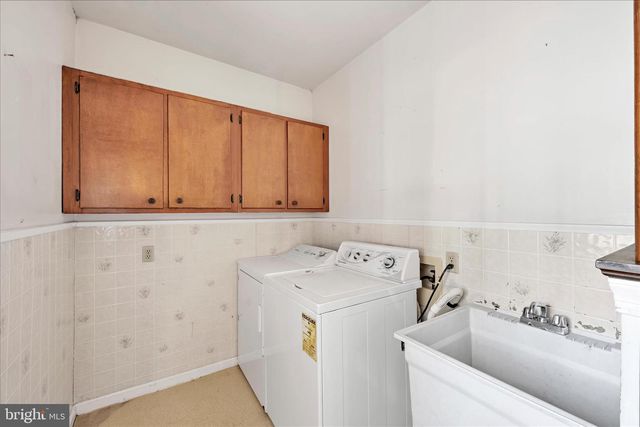 550 STRICKLERSTOWN RD, Newmanstown, PA 17073