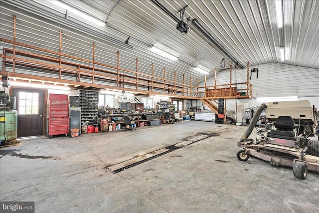 550 STRICKLERSTOWN RD, Newmanstown, PA 17073