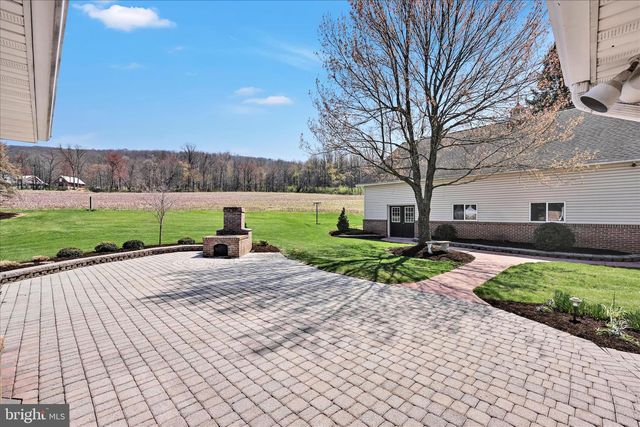 550 STRICKLERSTOWN RD, Newmanstown, PA 17073
