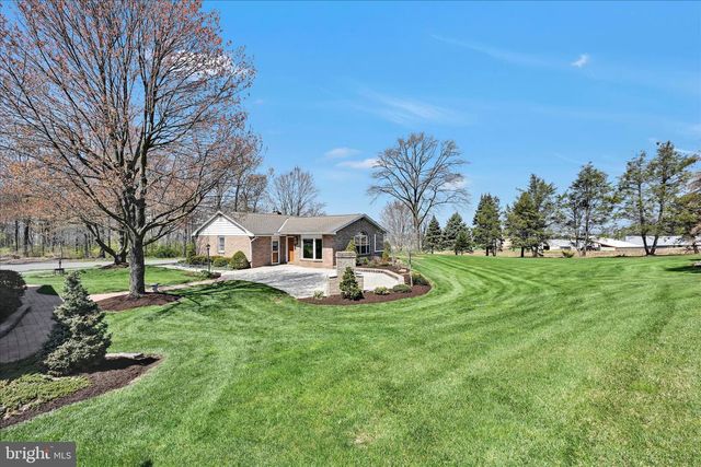 550 STRICKLERSTOWN RD, Newmanstown, PA 17073