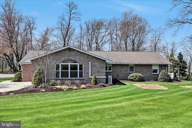 550 STRICKLERSTOWN RD, Newmanstown, PA 17073
