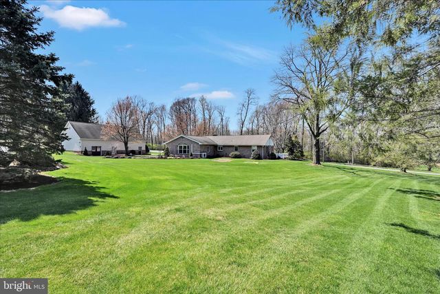 550 STRICKLERSTOWN RD, Newmanstown, PA 17073