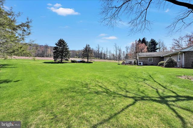 550 STRICKLERSTOWN RD, Newmanstown, PA 17073