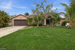 403 SW 28th PL, Cape Coral, FL 33991