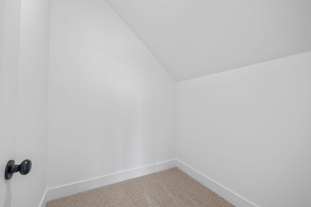 211 Blantons Park Dr, Gallatin, TN 37066